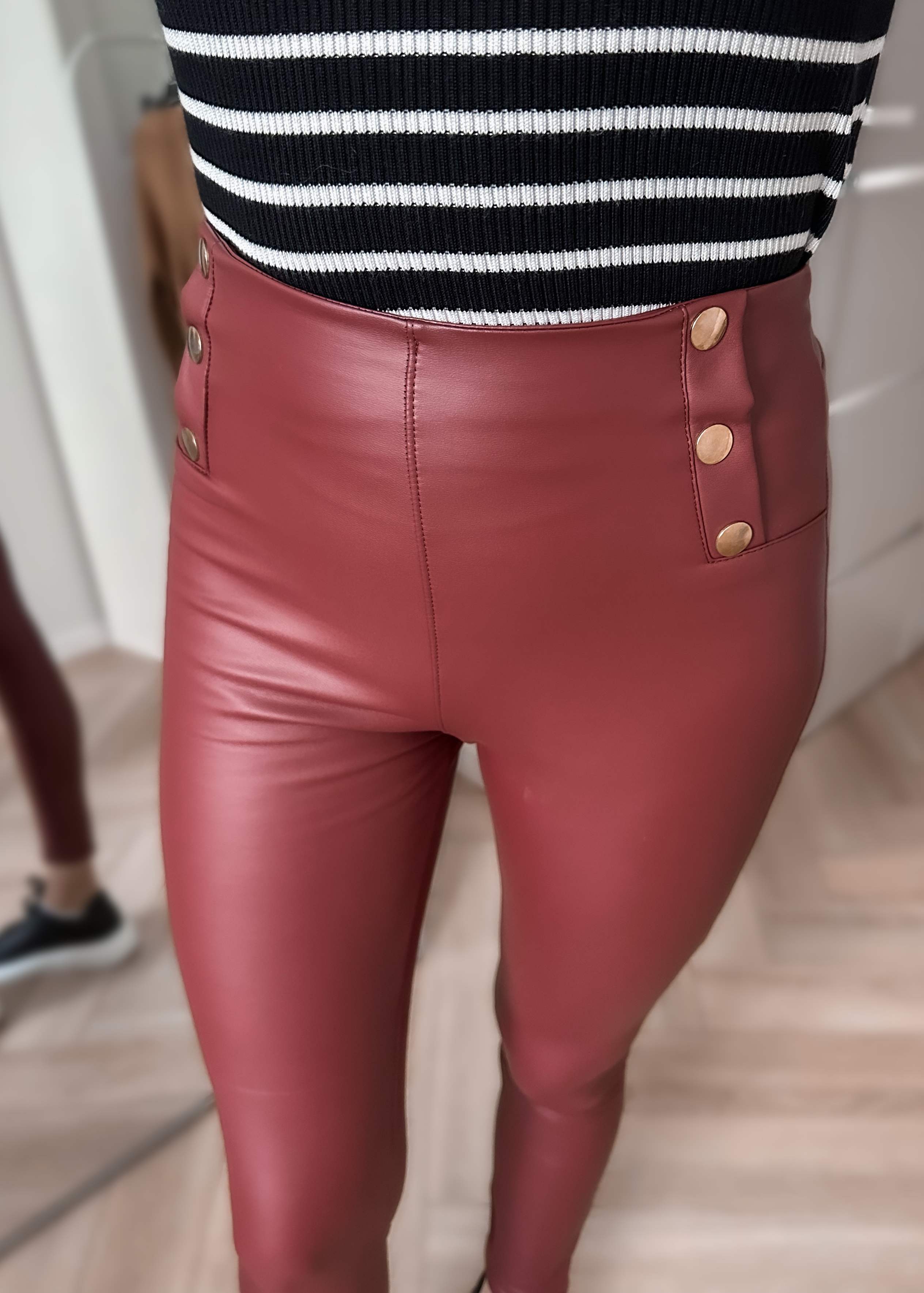 Legginsy ocieplane z ekoskóry Addison bordowe zdjęcie 3