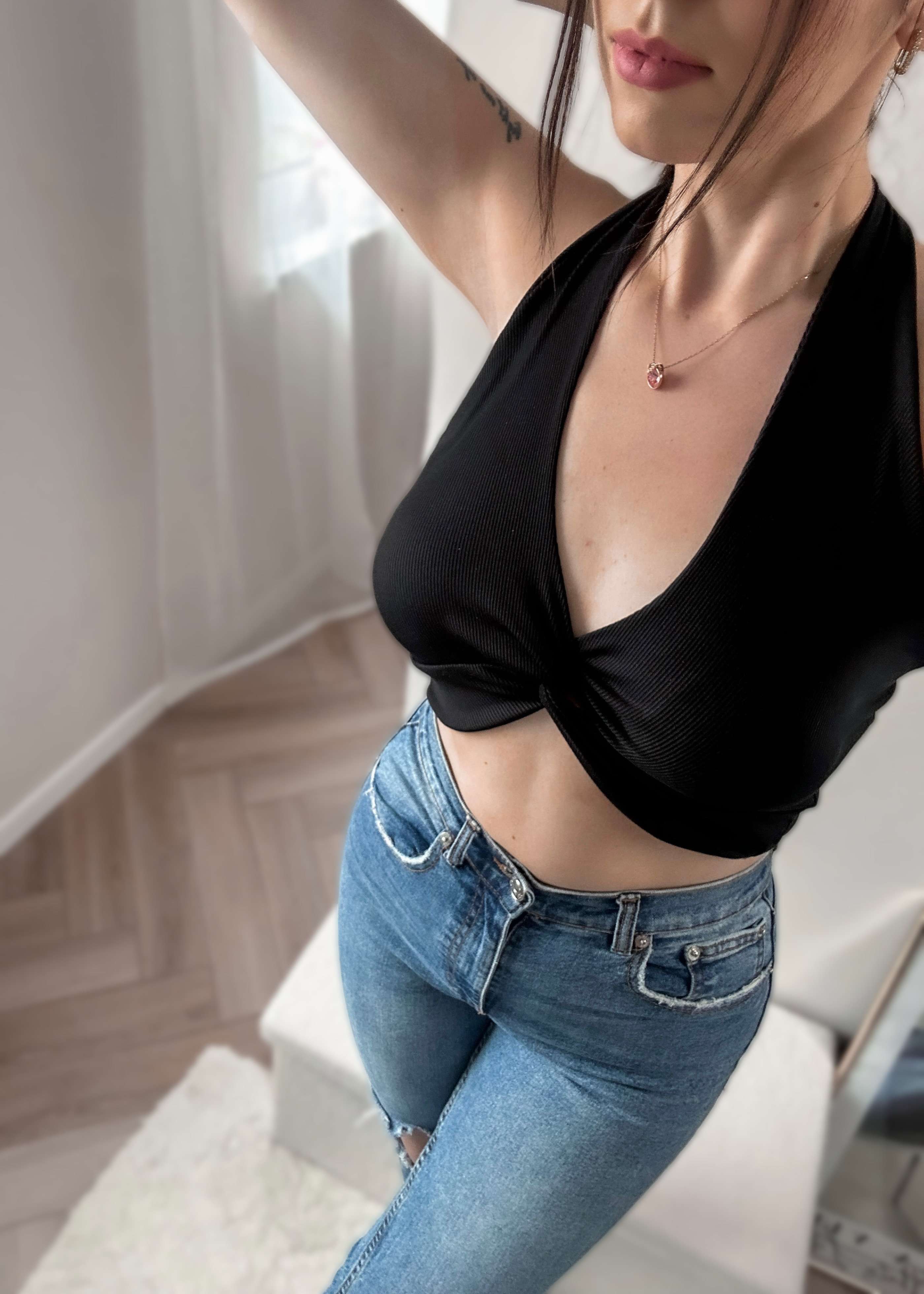Top wiązany Ginny czarny zdjęcie 2