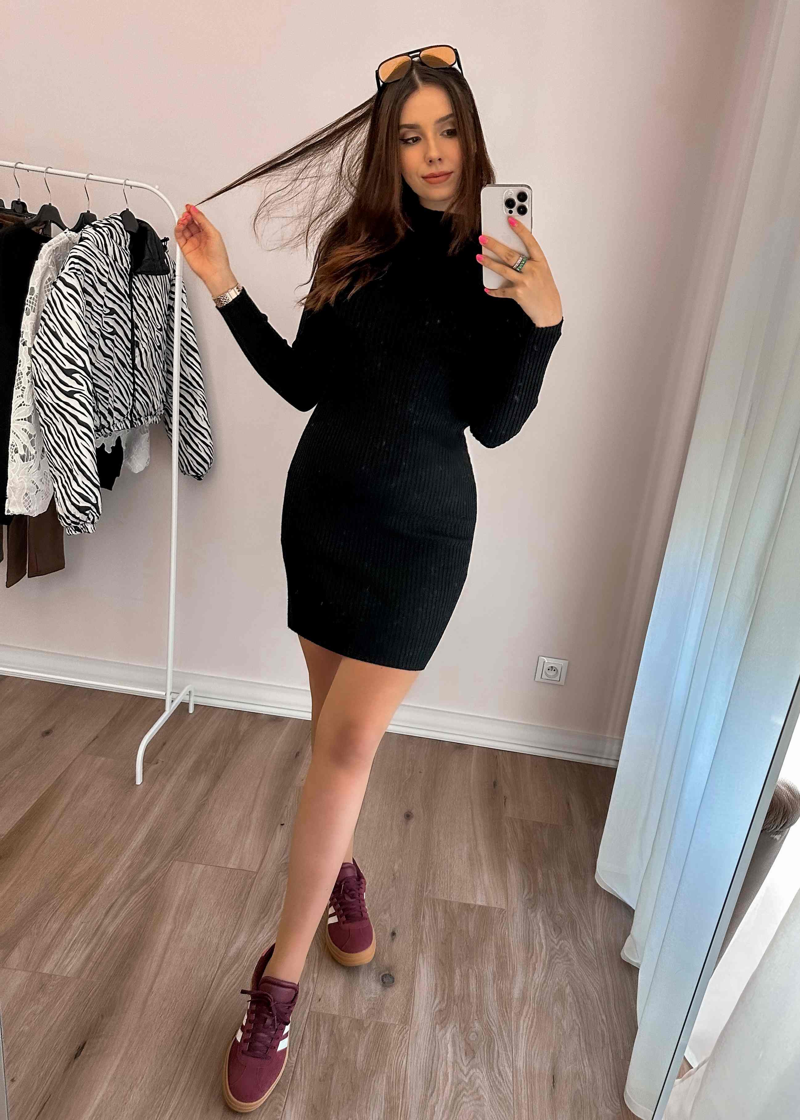 Sukienka Elena czarna zdjęcie 1